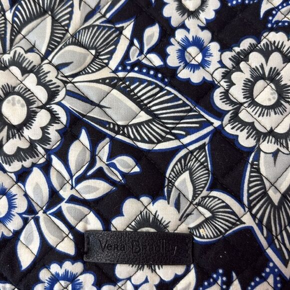 Vera Bradley Snow Lotus Tablet Organizer - Picture 4 of 7